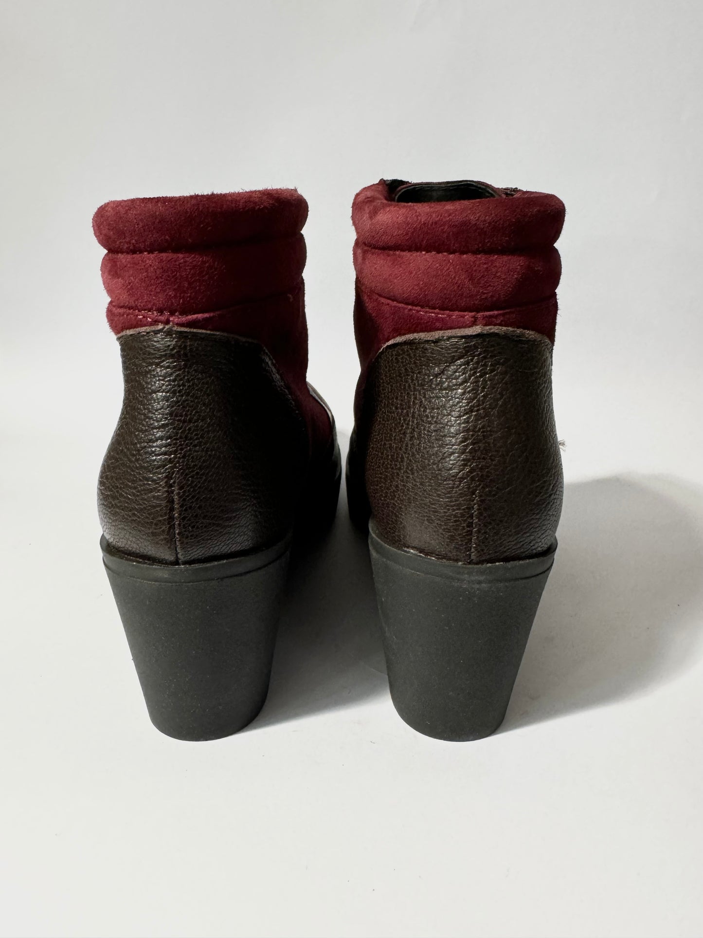 S25108MARRON